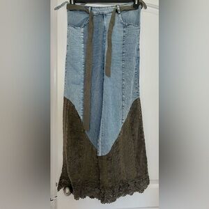 Universal Thread Light Blue and Brown Two-Tone Flare Jeans